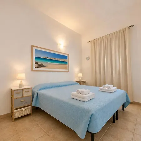 Holiday home Rosy Two-bedroom With Pool *